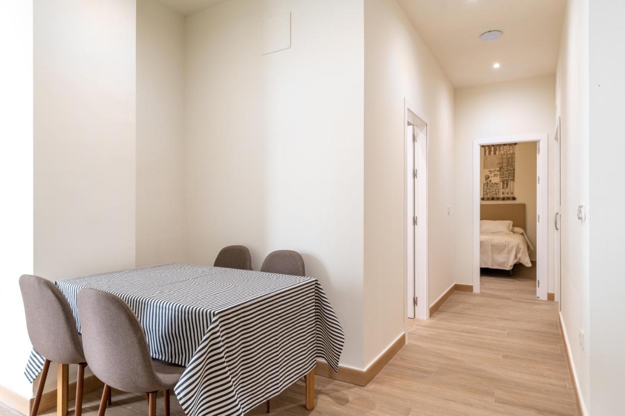 Apartamentos Cervantes 17 Σεβίλλη Εξωτερικό φωτογραφία