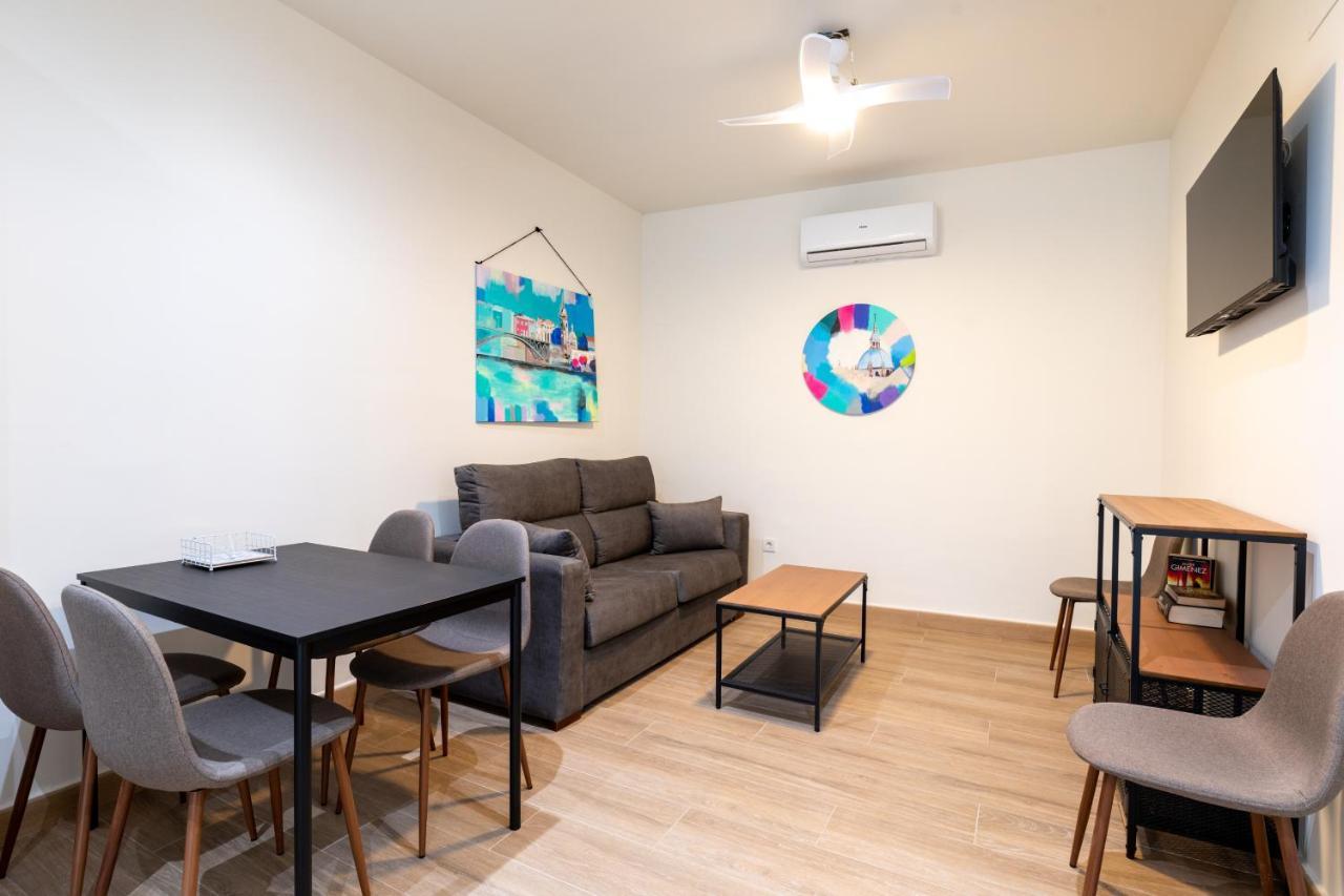 Apartamentos Cervantes 17 Σεβίλλη Εξωτερικό φωτογραφία